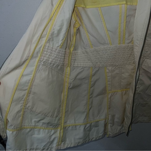 Sundance utility hooded Full Zip Long Jacket Butter Cream Yellow Size Medium. - Picture 6 of 16